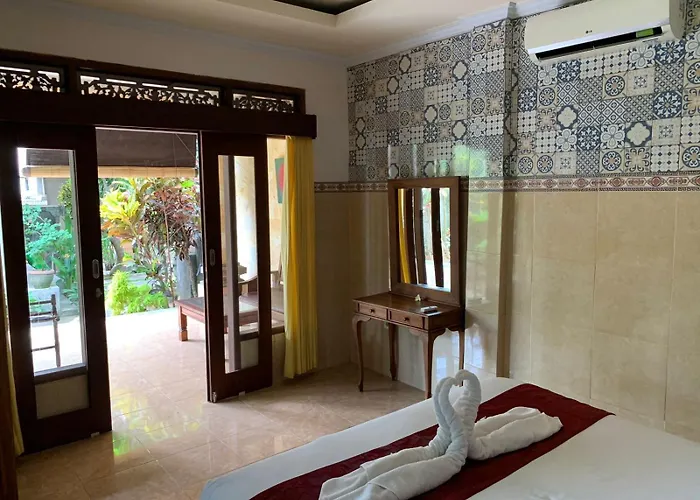 Mulan Dini House ホームステイ *